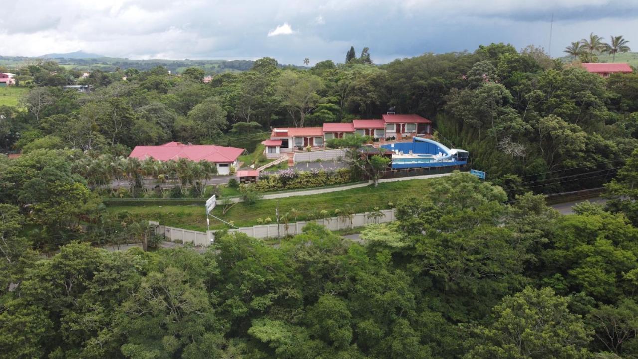 Hotel Cielo Azul Resort Tilarán Eksteriør bilde